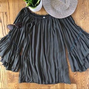 Off-the-shoulder Beach Coverup